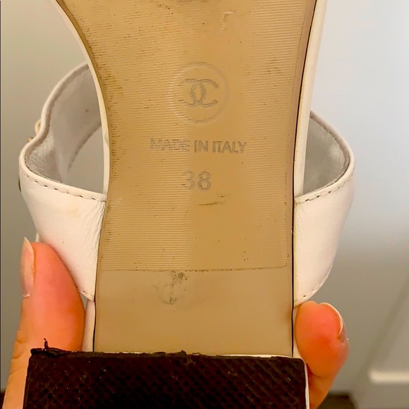 **SOLD** CHANEL White Leather Gold Chain Sandals - Picture 6 of 6
